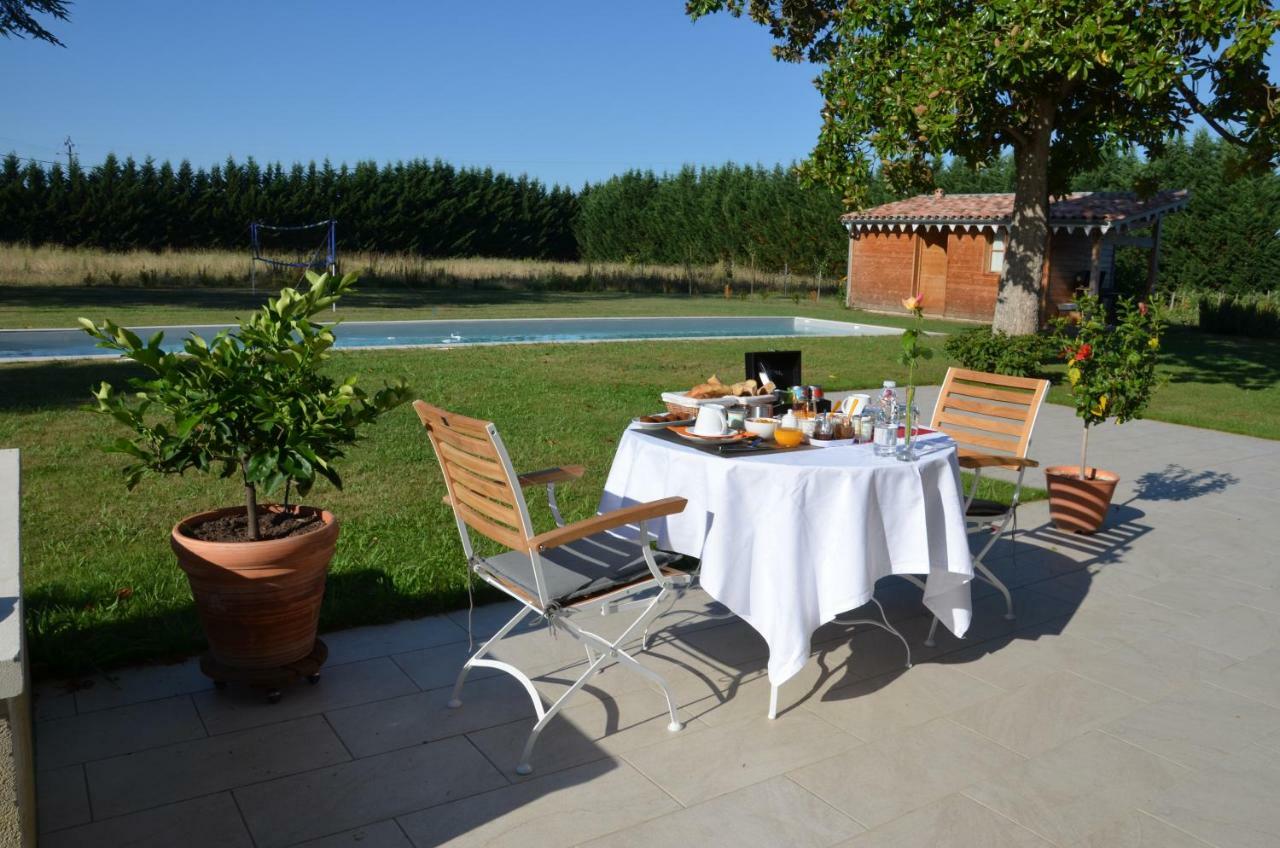 Les Ambeles Bed and Breakfast Saint-Magne-de-Castillon Exteriör bild